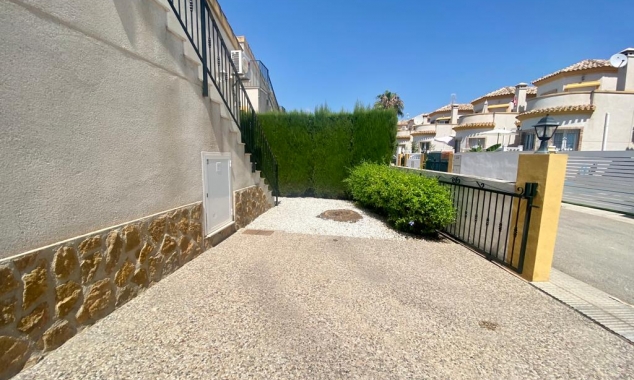 Propriété à vendre - Villa for sale - Los Montesinos - La Herrada