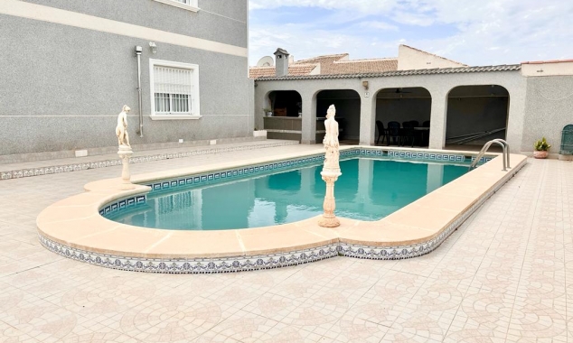 Propriété à vendre - Villa for sale - Torrevieja - San Luis