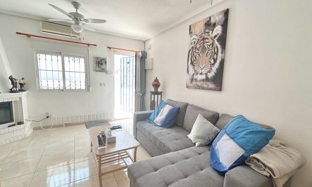 Eigendom verkocht - Rijtjeshuis te koop - Torrevieja - El Chaparral