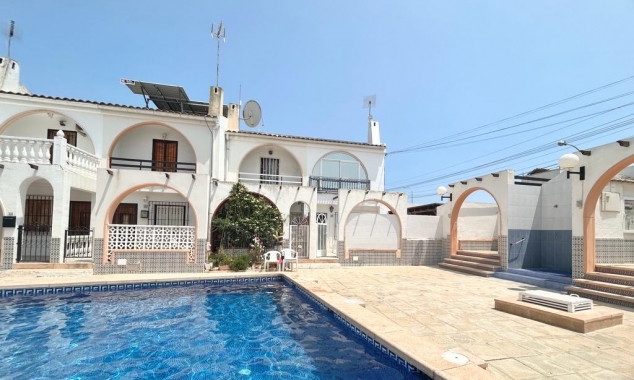 Eigendom verkocht - Rijtjeshuis te koop - Torrevieja - El Chaparral