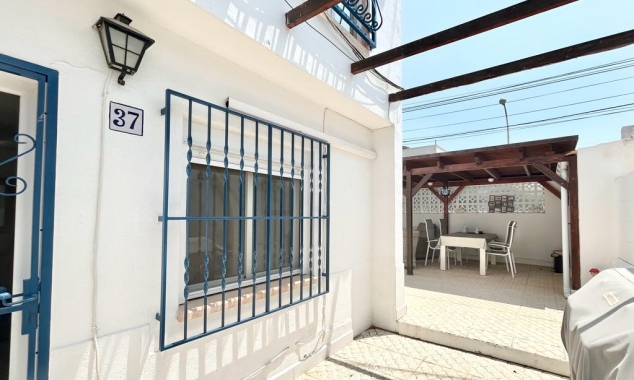 Eigendom verkocht - Rijtjeshuis te koop - Torrevieja - El Chaparral