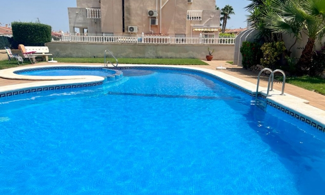 Propiedad vendida - Casa adosada en venta - Torrevieja - La Torreta