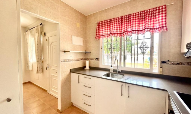 Propiedad vendida - Casa adosada en venta - Torrevieja - La Torreta