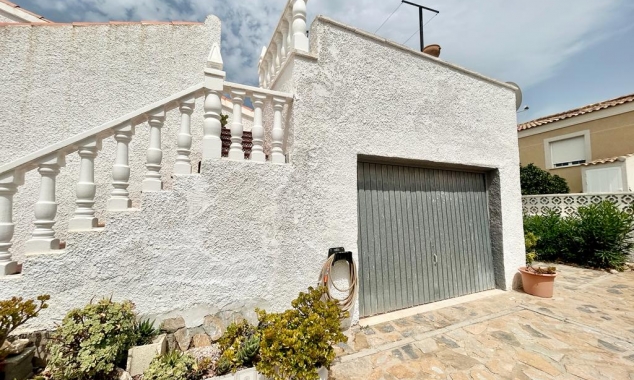 Eigendom verkocht - Villa te koop - Torrevieja - El Chaparral