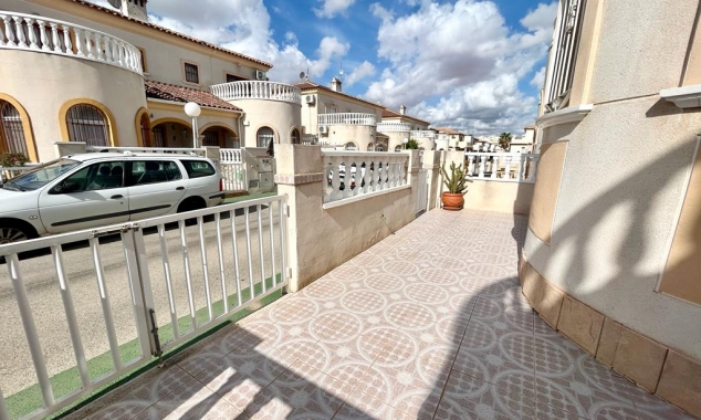Propriété vendue - Maison de ville à vendre - Torrevieja - Aguas Nuevas