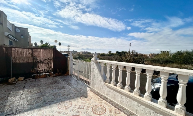 Eigendom verkocht - Rijtjeshuis te koop - Torrevieja - Paraje Natural
