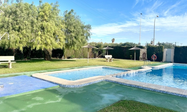 Eigendom verkocht - Rijtjeshuis te koop - Torrevieja - Paraje Natural