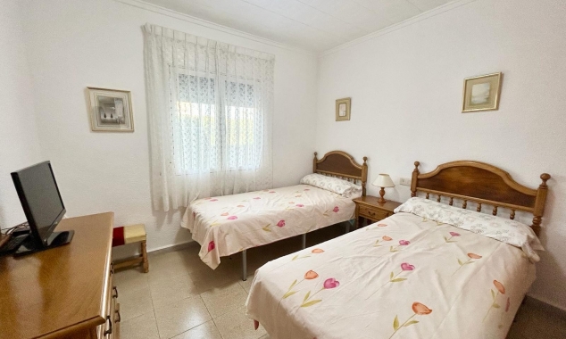 Property for sale - Villa for sale - Torrevieja - La Siesta