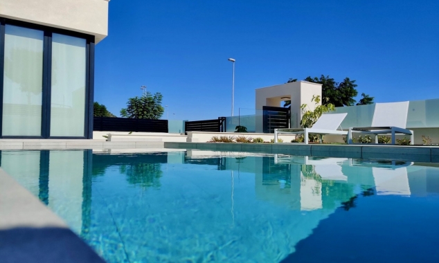 New Property for sale - Villa for sale - Polop - Alberca