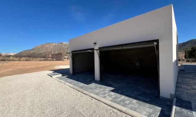 New Property for sale - Villa for sale - Hondon de las Nieves - La Canalosa